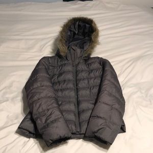 Puffer jacket with faux fur